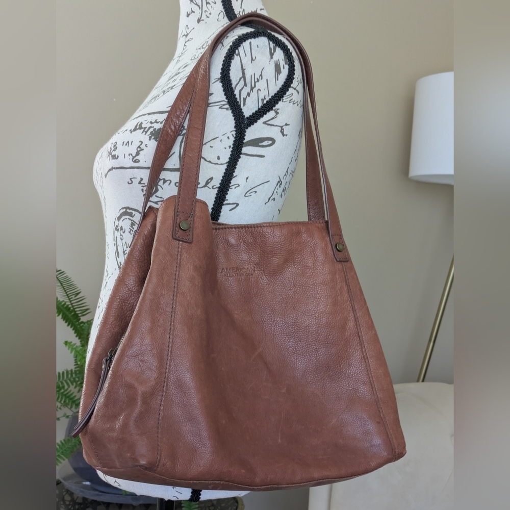 Classic Brown Leather Shoulder Bag - Casual Everyday Tote